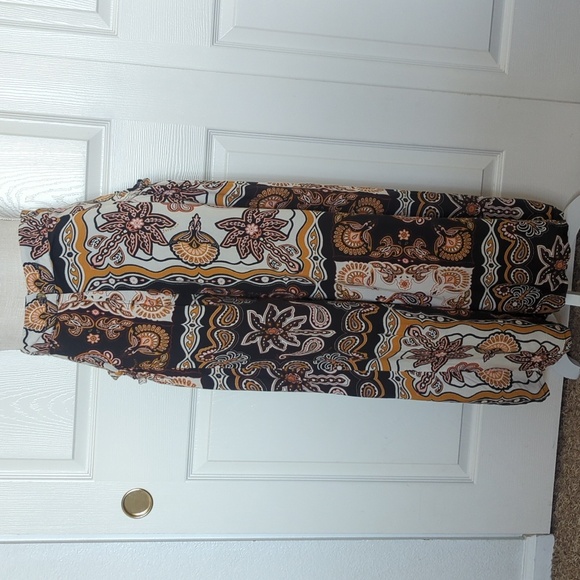 Farm Rio x Anthropologie Printed Wide-Leg Pants - Picture 4 of 11